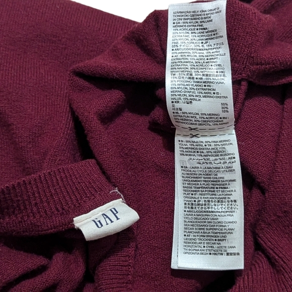 Gap Women's Medium Garnet Red Lightweight Wool Long Sleeve Pull Over Sweater - Picture 7 of 10